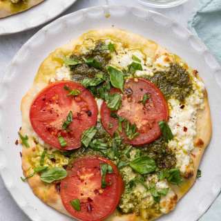 Pesto Flatbread Pizza