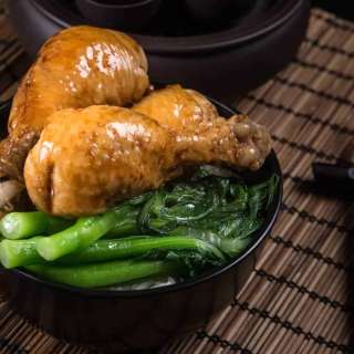 Instant Pot Soy Sauce Chicken and Rice