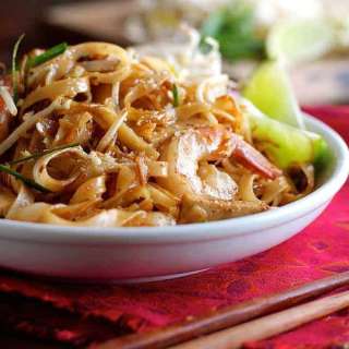 Shrimp / Prawn Pad Thai (Spice I Am Restaurant Recipe)
