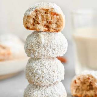 Pecan Snowball Cookies