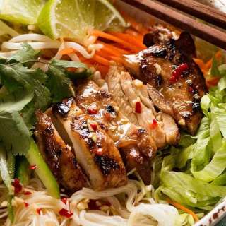 Vietnamese Noodles with Lemongrass Chicken