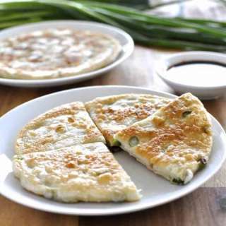 Scallion Pancakes (Shallot Pancakes)