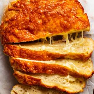 Cheese bread (no knead!)