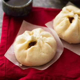 Chinese Steamed Pork Buns