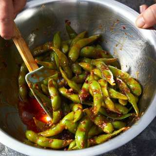 Spicy edamame