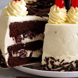 Black Forest Cake (Schwarzwälder Kirschtorte)