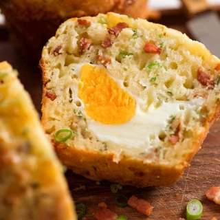 Bacon and Egg Breakfast Muffins