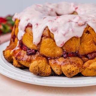 Strawberry Monkey Bread Recipe