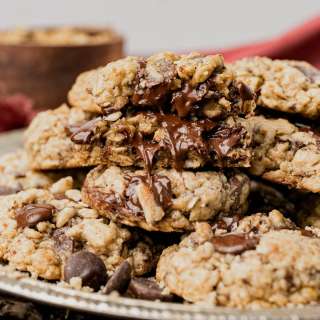Oatmeal Chocolate Chip Cookies