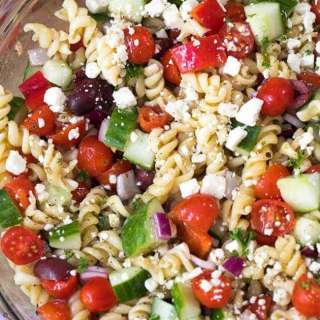 Easy Greek Pasta Salad