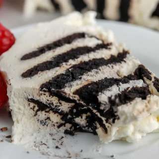 Old Fashioned Chocolate Icebox Cake