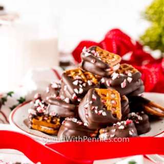 Peppermint Bark Chocolate Pretzel Bites