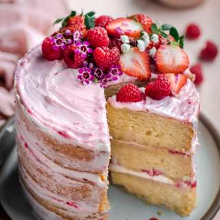 Vegan Dessert Recipes: Vegan Vanilla Layer Cake