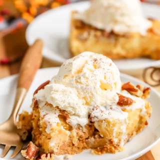 Pumpkin Crunch Cake