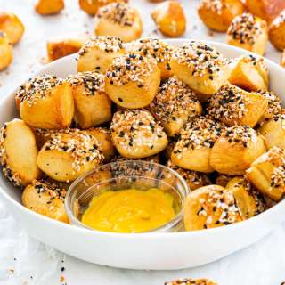 Pretzel Bites