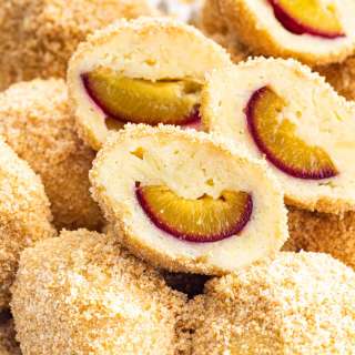 Plum Dumplings (Galuste cu Prune)