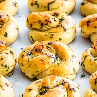 Garlic Knots