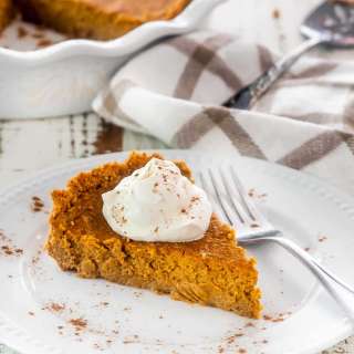 Pumpkin Pie with Graham Cracker Crust