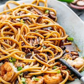 Shrimp Shiitake Noodles