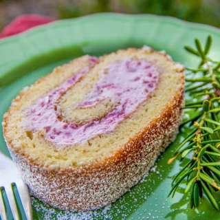 Biskvit Raspberry Roulade (Roulette) Cake - Рулет