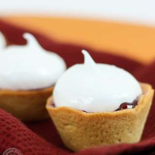Meringue and Raspberry Baskets "Korzinki" - Корзинки