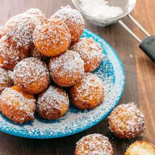 Donut Holes (Ponchiki)