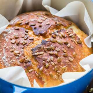 Easy Dutch Oven Bread Recipe