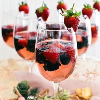 Berries in Moscato Jelly
