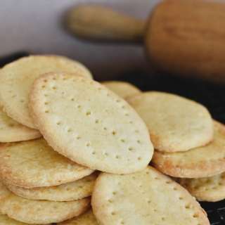 Arrowroot Biscuits