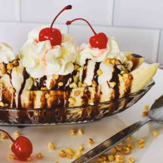Classic Banana Split