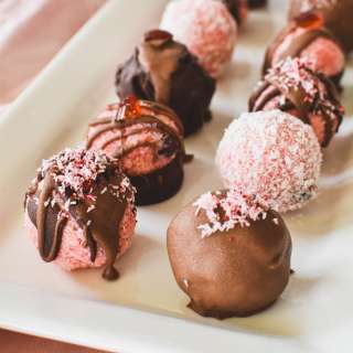 Cherry Ripe Balls