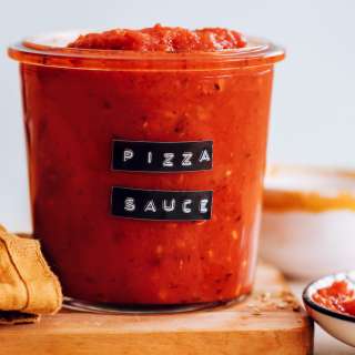 Easy Homemade Pizza Sauce