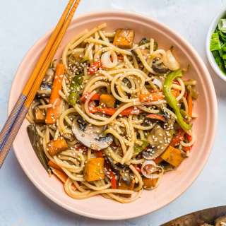 Vegan Stir Fry Noodles (Ready in Under 30 Minutes!)