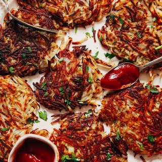 The BEST Crispy Hash Browns (Restaurant-Style!)
