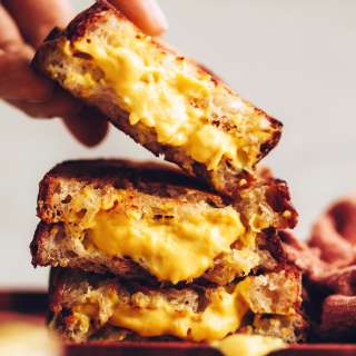 The BEST Vegan Grilled Cheese Sandwich