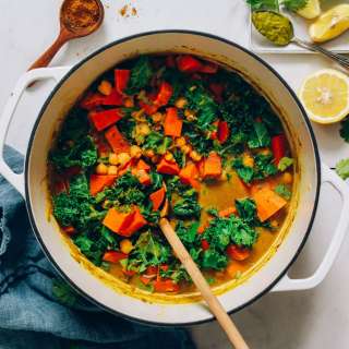 1-Pot Green Curry with Chickpeas, Kale, and Sweet Potato