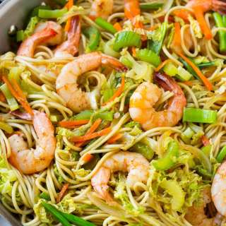 Shrimp Chow Mein (One Pot Meal)