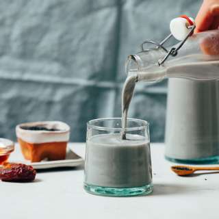 Creamy Black Sesame Milk