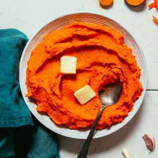 Fluffy Mashed Sweet Potatoes and Carrots