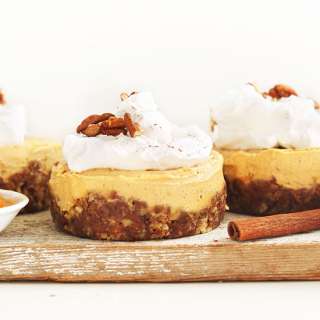 Vegan Pumpkin Cheesecake (No-Bake!)