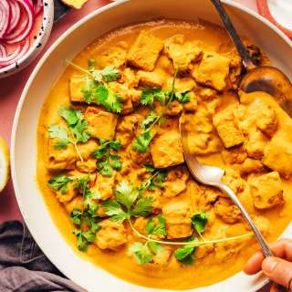 Creamy Vegan Tofu Cauliflower Curry (Korma-Inspired)