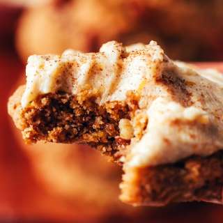 Vegan Pumpkin Spice Buttercream Frosting
