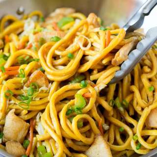 Chicken Lo Mein