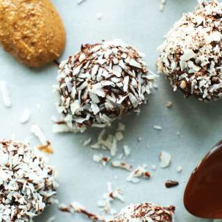 5-Ingredient Almond Butter Dark Chocolate Snowballs