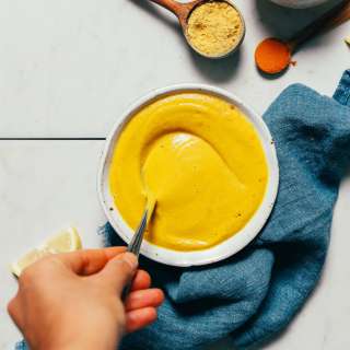 5-Minute Liquid Gold Sauce (Oil-Free, Plant-Based)