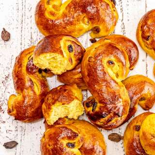 Saffron Buns