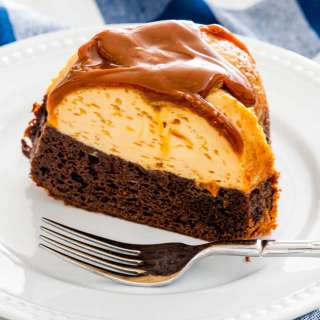 Magic Flan Cake (Chocoflan)