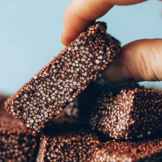 Dark Chocolate Amaranth Bars (6 Ingredients!)