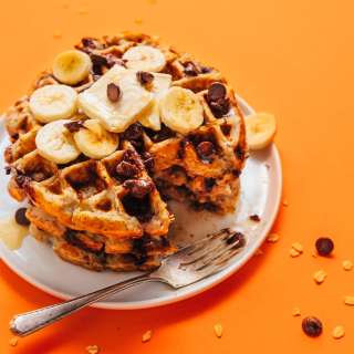 1-Bowl Chocolate Chip Banana Bread Waffles