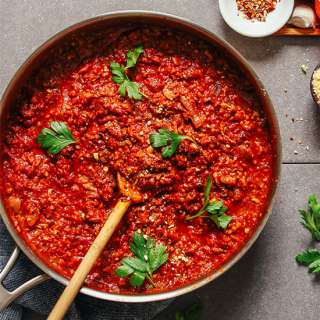1-Pan Tempeh Bolognese
